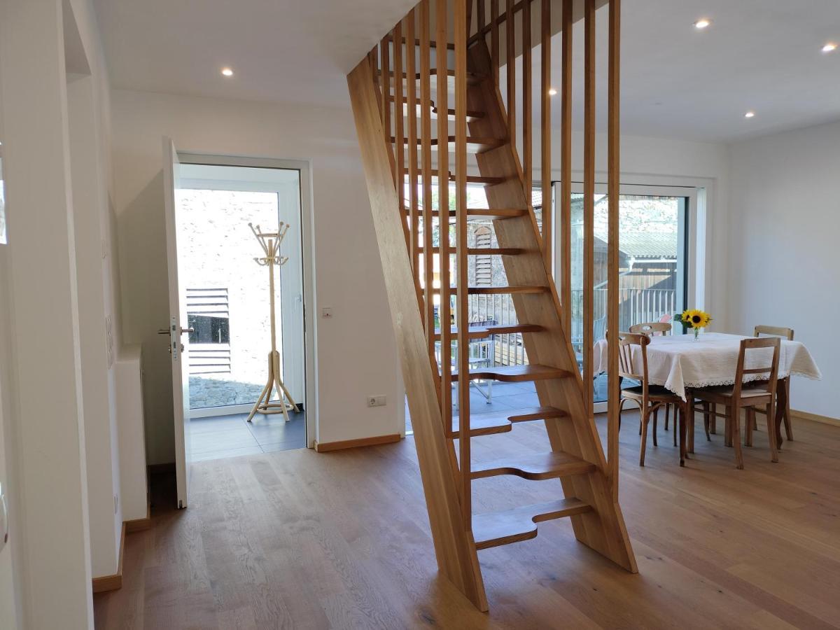 プラート・アッロ・ステルヴィオHaus Am Brunnenアパートメント エクステリア 写真
