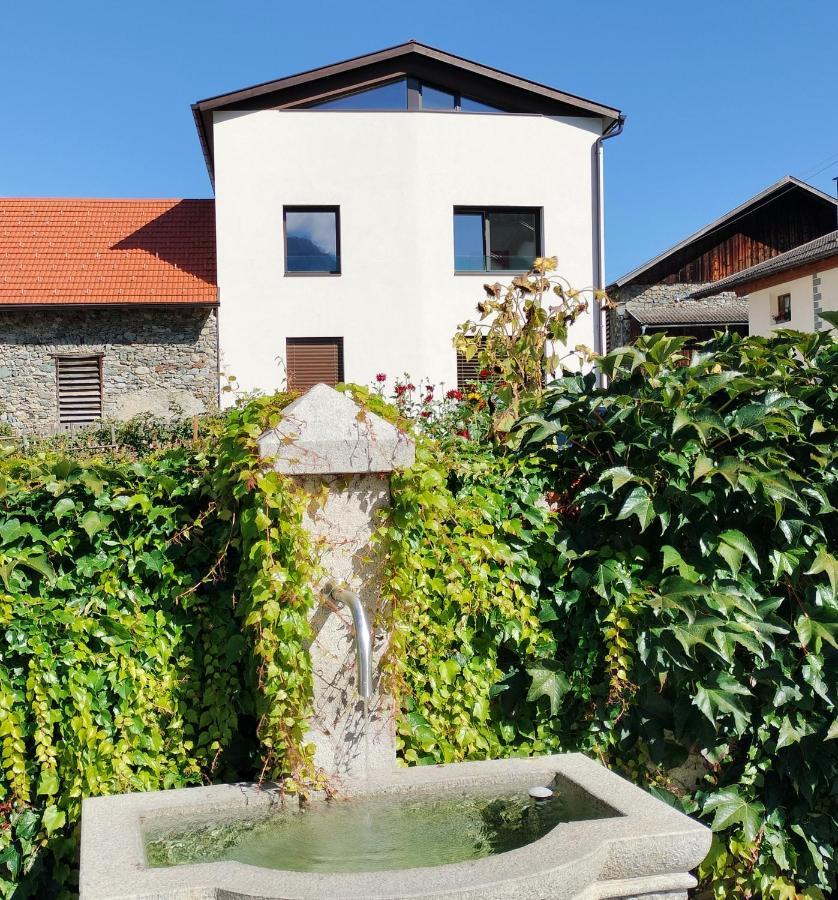 プラート・アッロ・ステルヴィオHaus Am Brunnenアパートメント エクステリア 写真
